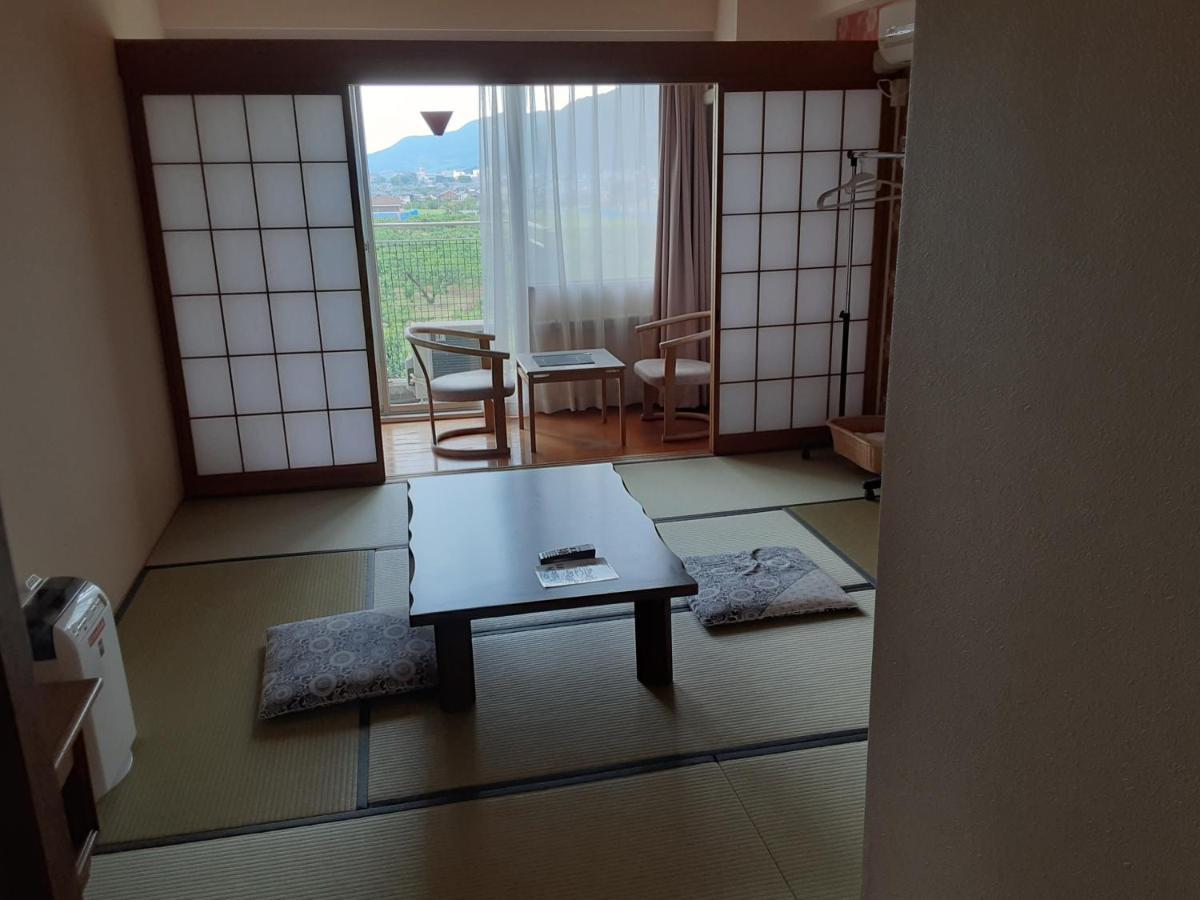 Kai Resort Hotel Fuefuki Exterior photo